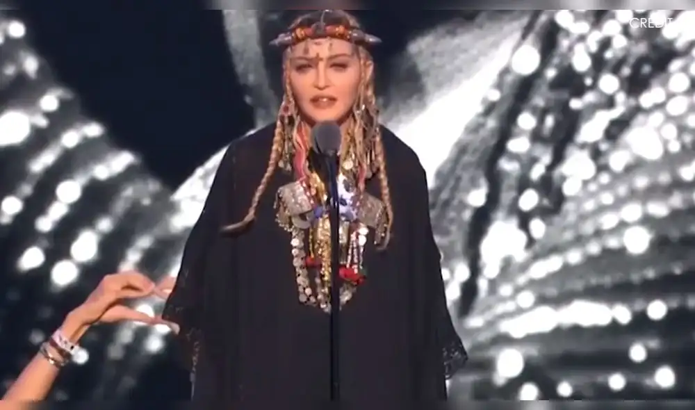 Madonna es acusada de integrar secta mundial al igual que JLo [VIDEO]