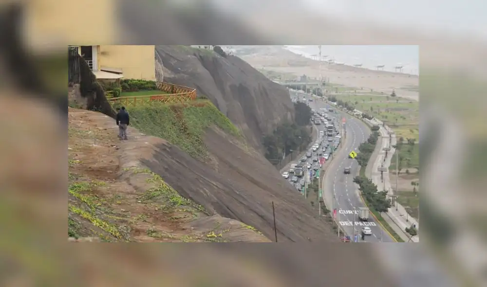 Geomallas en acantilados habrían sido fijadas con material de relleno inestable. (Foto: Municipalidad de Magdalena del Mar) Geomallas en acantilados habrían sido fijadas con material de relleno inestable. (Foto: Municipalidad de Magdalena del Mar)