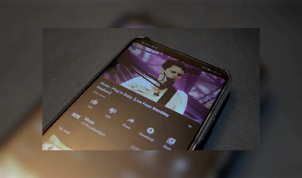 La pantalla tiene una resolución de 1080 x 2340 píxeles y una relación de aspecto de 19,5:9. | Foto: Carol Larrain