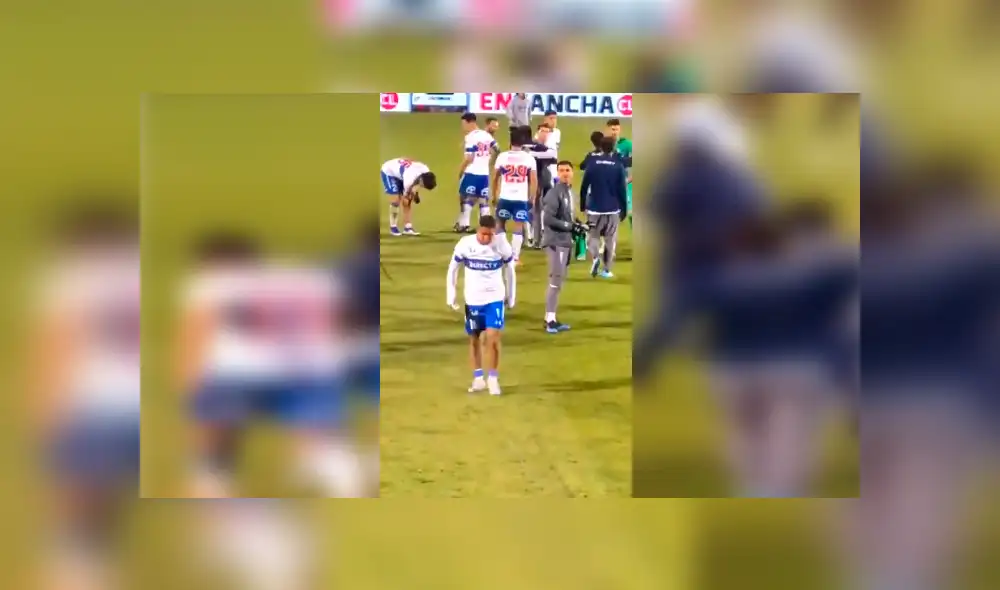 Jeisson Vargas no estuvo de acuerdo con la decisión que tomó su entrenador en el partido que disputó la Universidad Católica frente al Everton. Jeisson Vargas no estuvo de acuerdo con la decisión que tomó su entrenador en el partido que disputó la Universidad Católica frente al Everton.