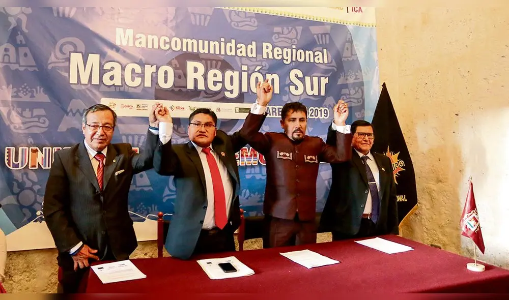 REUNION DE GOBERNADORES DEL SUR , ELMER CACERES LLICA , ZENON CUEVAS , JUAN TONCONI , LUIS HIDALGO REUNION DE GOBERNADORES DEL SUR , ELMER CACERES LLICA , ZENON CUEVAS , JUAN TONCONI , LUIS HIDALGO