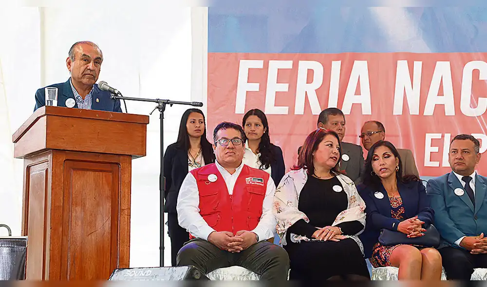 Irá a Colombia a evento. Irá a Colombia a evento.