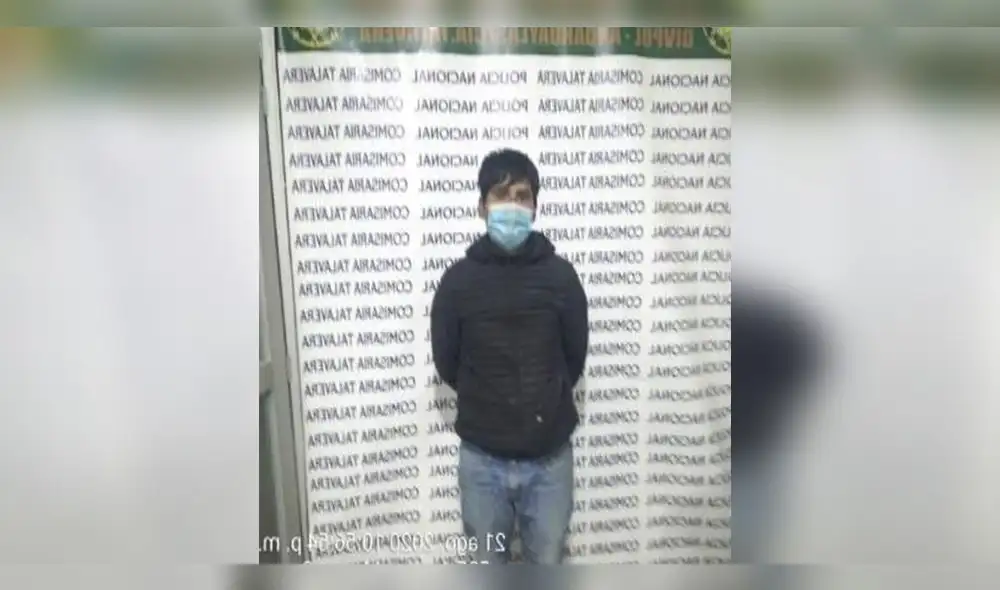 Cazador fue detenido en Apurimac, acusado de matar un zorro andino. Además circulaba en pleno toque de queda. Cazador fue detenido en Apurimac, acusado de matar un zorro andino. Además circulaba en pleno toque de queda.