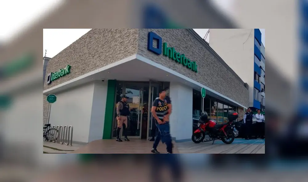 Facinerosos irrumpieron en la agencia bancaria al momento en que cambista depositaba 10 mil dólares.. (Foto: La República)