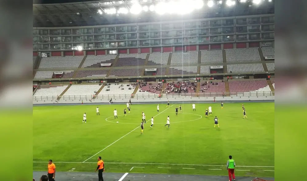Universitario de Deportes: poca presencia de hinchas opacó el Día del Hincha Crema 2018 [FOTOS]