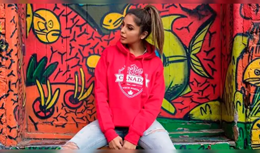 Famosa youtuber mexicana luce irreconocible tras quitarse implantes