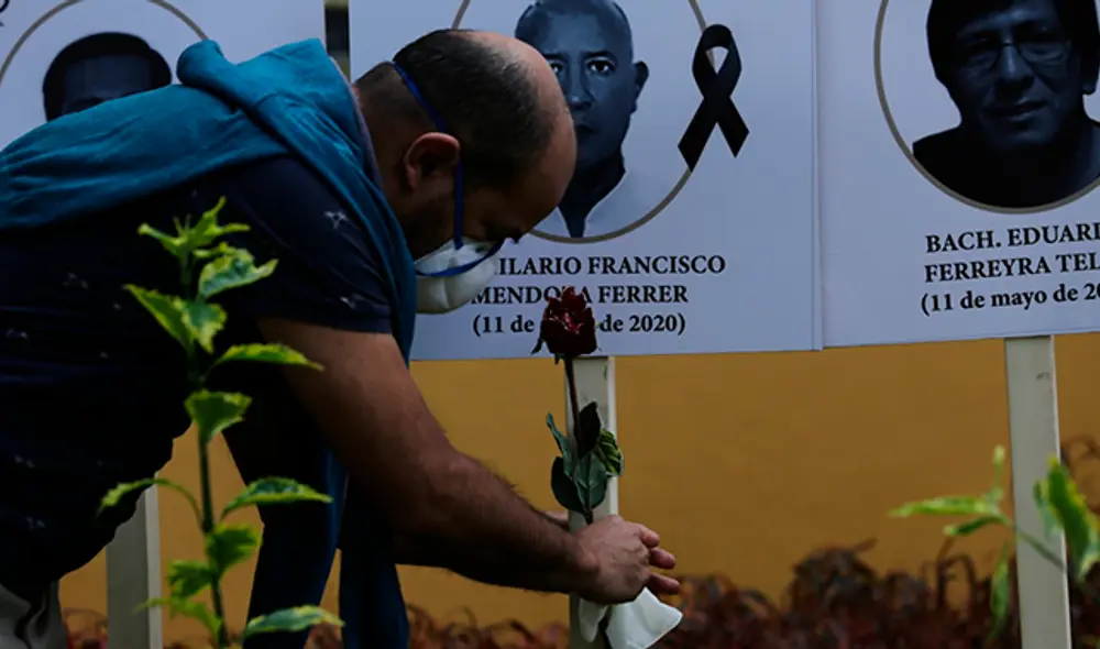 Médicos fallecidos luchando contra el COVID-19 / Fotos: John Reyes Médicos fallecidos luchando contra el COVID-19 / Fotos: John Reyes