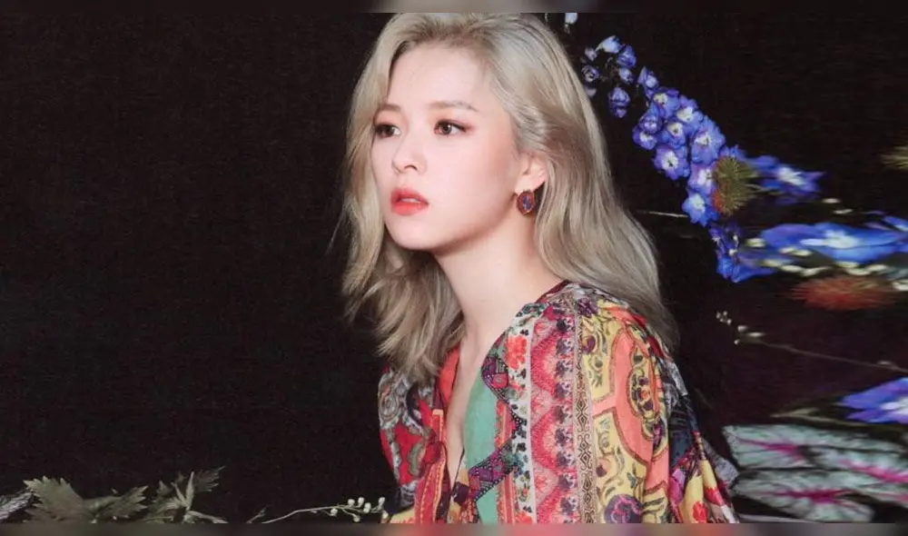 Desliza para ver más fotos de Jeongyeon de TWICE.