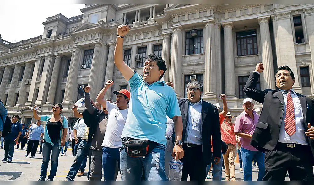 Empresas deben sustentar su personal mínimo en caso de huelga 