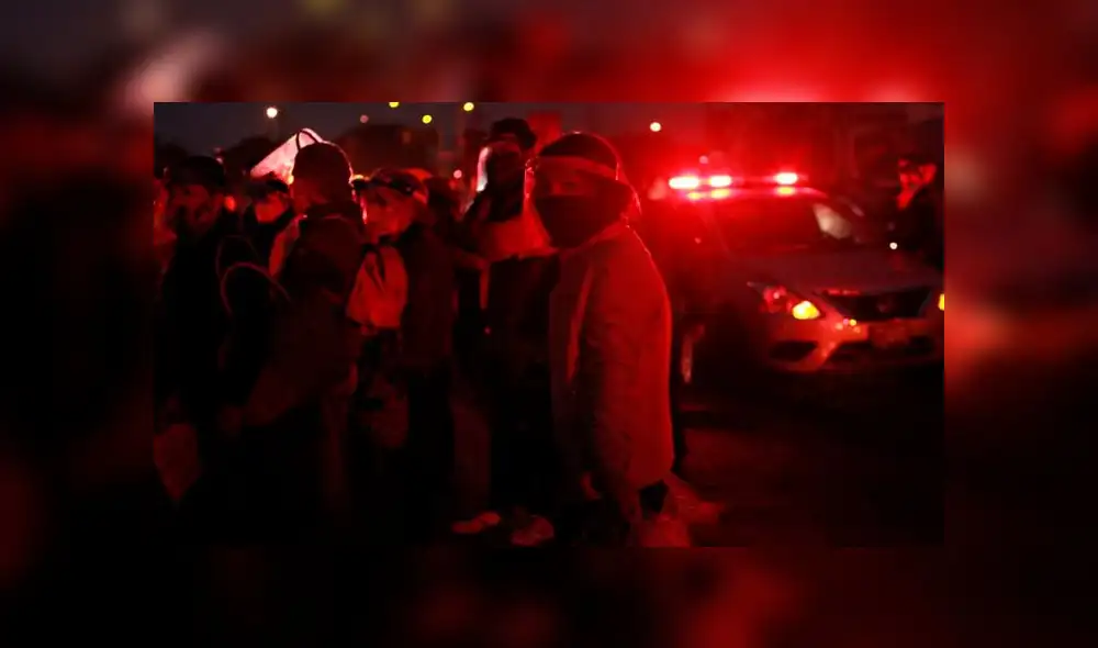 Aglomeraciones de pasajeros en el Aeropuerto Jorge Chávez / Fotos: John Reyes/La República. Aglomeraciones de pasajeros en el Aeropuerto Jorge Chávez / Fotos: John Reyes/La República.