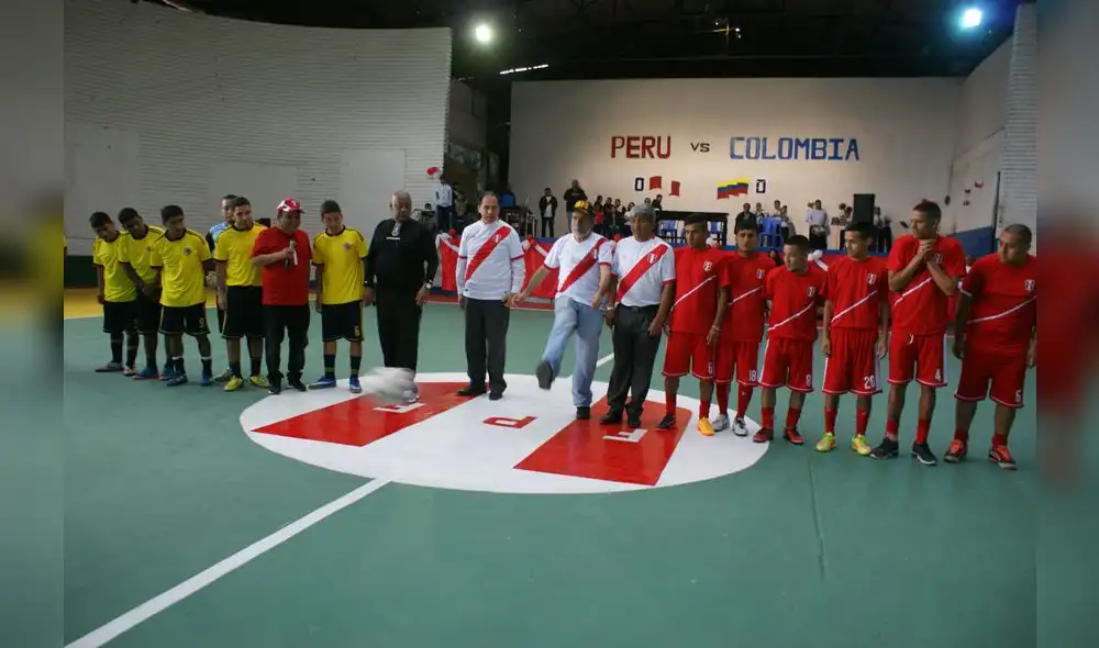 Perú ganó 3-1 a Colombia en el penal de Lurigancho