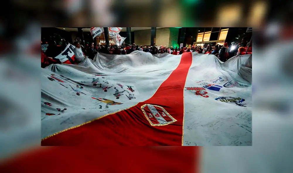 Perú vs. Chile: el emotivo banderazo de la hinchada peruana antes del ‘Clásico del Pacífico’ Perú vs. Chile: el emotivo banderazo de la hinchada peruana antes del ‘Clásico del Pacífico’