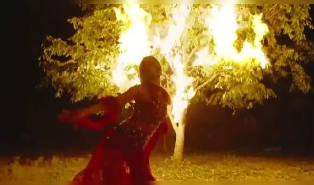 Desliza para ver más fotos de "Apple" de GFRIEND. Créditos: Source Music