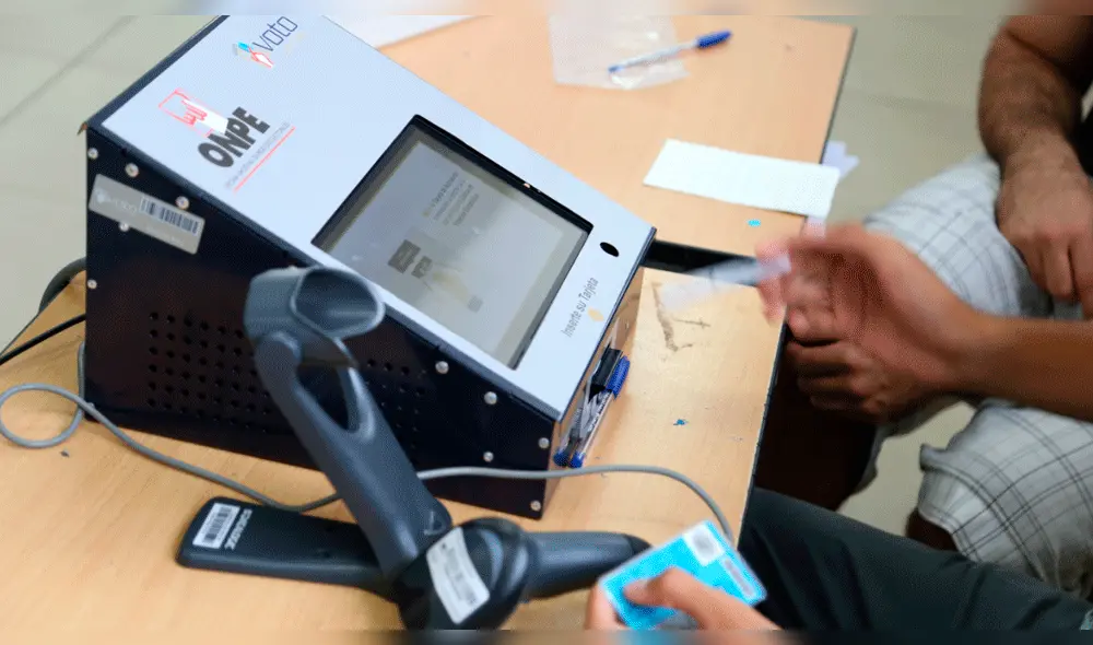 Proyecto de ley busca derogar la implementación del voto electrónico 