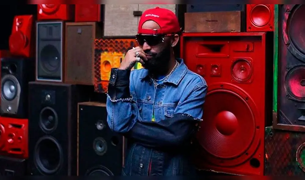 Árcangel es hospitalizado de emergencia tras sufrir preinfarto Árcangel es hospitalizado de emergencia tras sufrir preinfarto