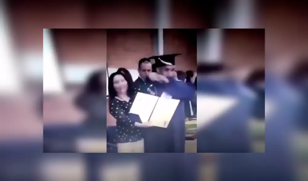 Facebook viral: chico besa a su maestra en los labios en su ceremonia de graduación [VIDEO] 