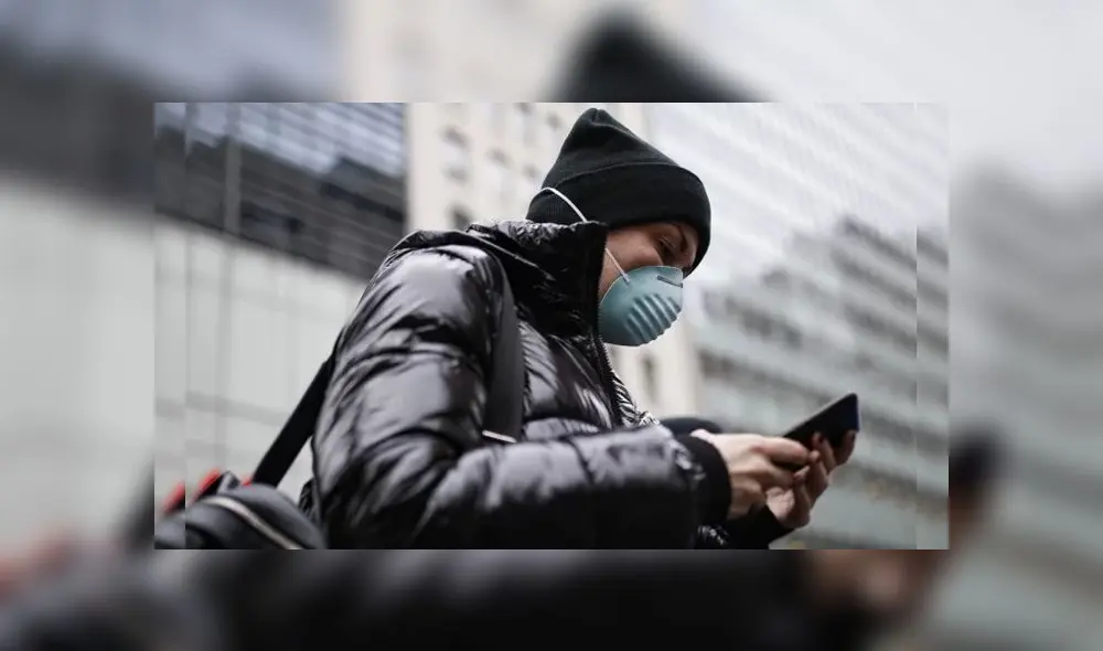 Internautas de España imitan la campaña italiana #iorestoacasa. (Foto: AP) Internautas de España imitan la campaña italiana #iorestoacasa. (Foto: AP)