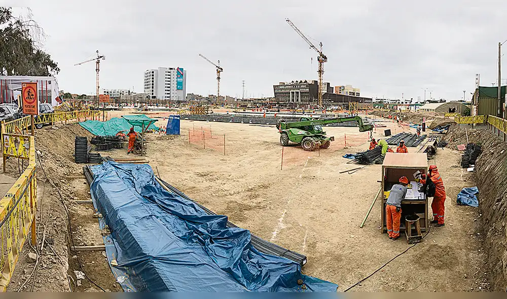 Primera piedra del Mall aventura Primera piedra del Mall aventura