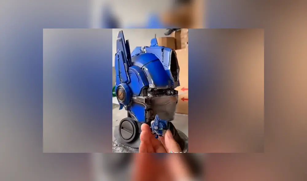 Desliza las imágenes para ver el resultado de este increíble cosplay ‘ultra realista’ de Optimus Prime, personaje de los Transformers. Fotocapturas: dominicdaron/TikTok Desliza las imágenes para ver el resultado de este increíble cosplay ‘ultra realista’ de Optimus Prime, personaje de los Transformers. Fotocapturas: dominicdaron/TikTok