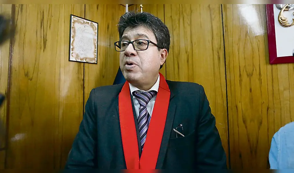 CARLOS MAGNO CORNEJO PRESIDENTE DE  LA CORTE 