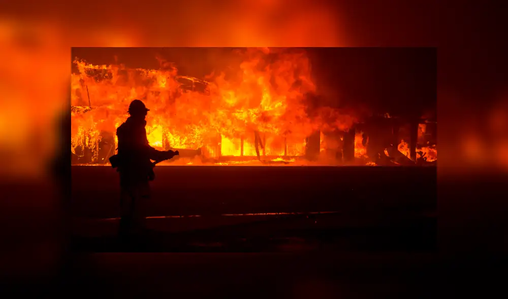 Catastróficos incendios forestales en California dejan 5 muertos y miles de evacuados [FOTOS]