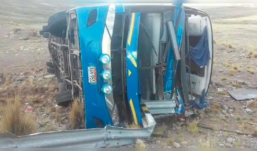 Abancay: bus se volcó y deja 6 muertos y más de 40 heridos 