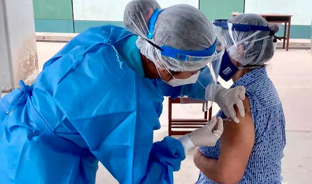 Lambayeque Geresa vacunación Covid-19 ancianos