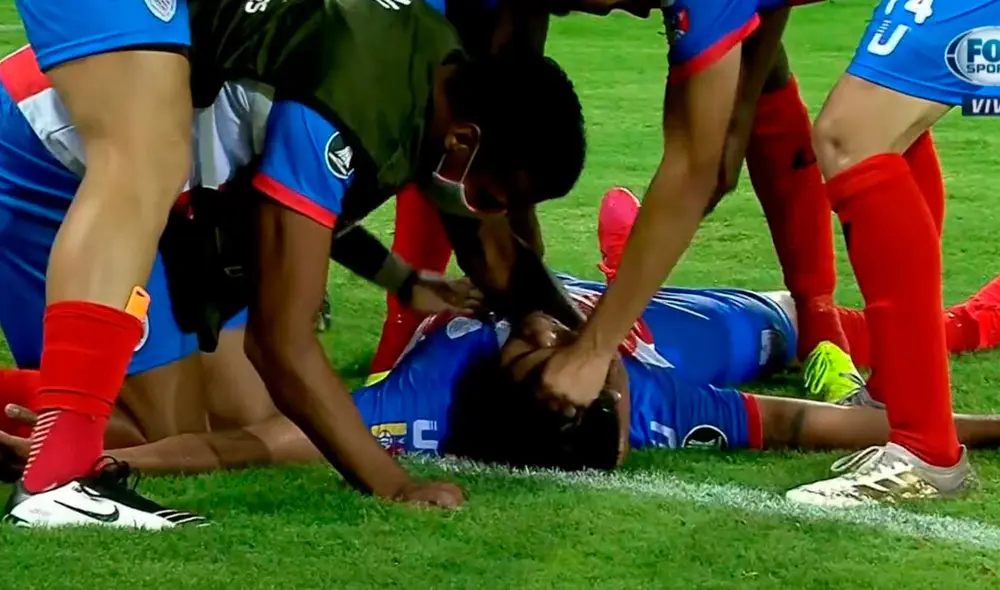 Estudiantes de Mérida ganó en el último minuto. (Créditos: Captura Fox Sports)