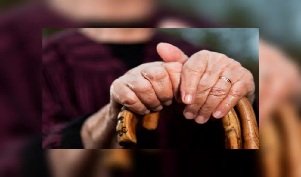 Encuentran a mujer que murió hace 15 años y sus familiares recién se enteran. Encuentran a mujer que murió hace 15 años y sus familiares recién se enteran.