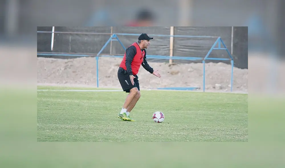 DT de Melgar: “Yo no saqué a nadie”