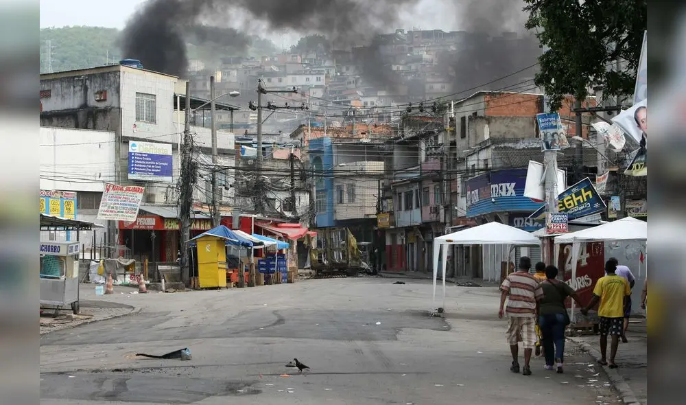 Favela cerca a Río de Janeiro. Favela cerca a Río de Janeiro.