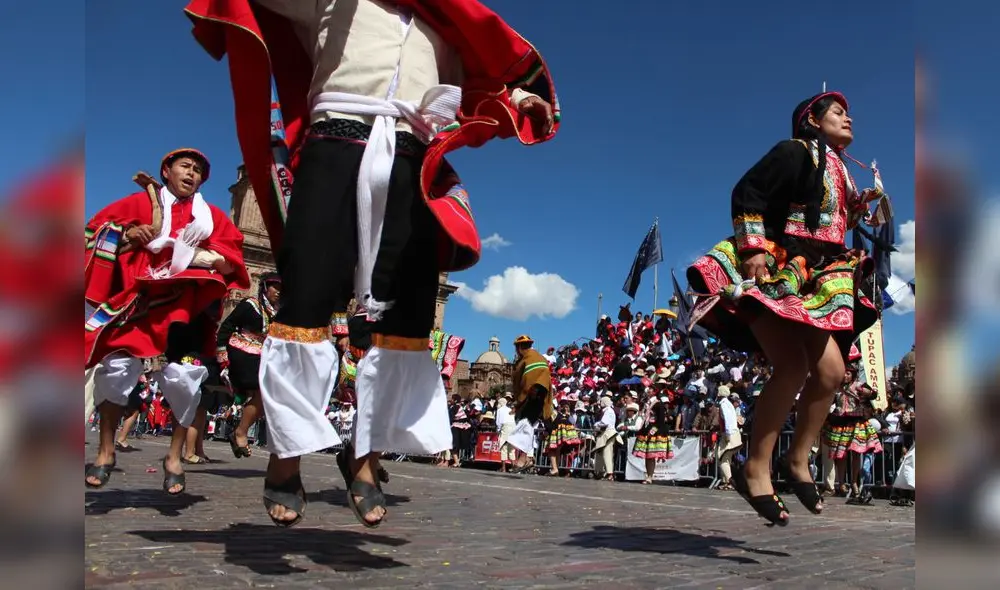 Cusco: Universidad Global y 22 institutos bailaron por el mes jubilar de la ciudad imperial [FOTOS]