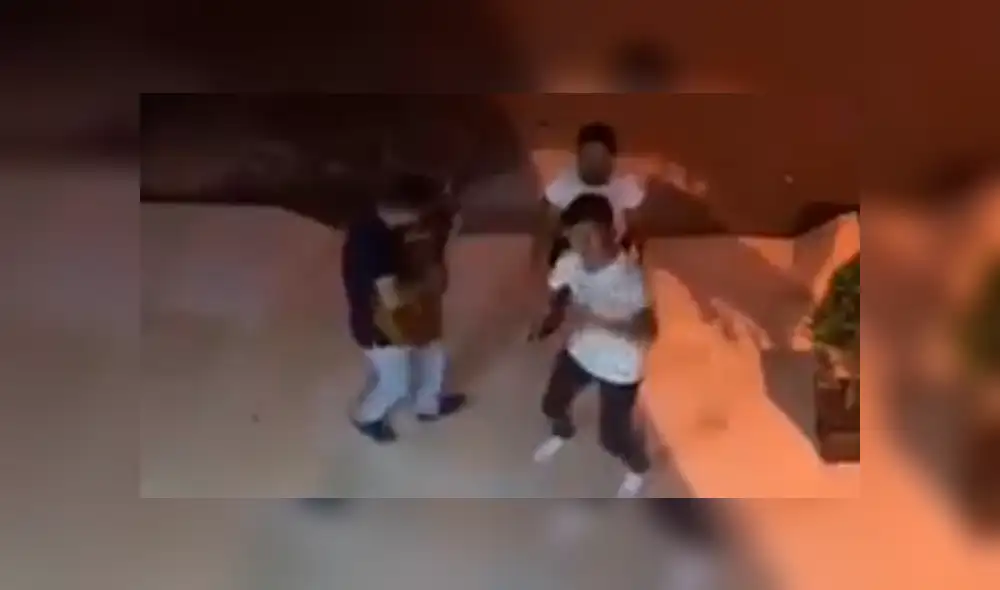 Facebook viral: pensó que su enamorado le dedicaría una romántica serenata, pero ocurrió lo contrario [VIDEO]