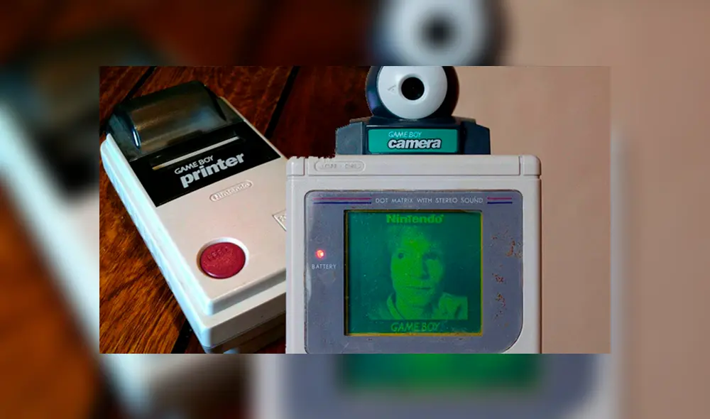 Padre cuenta que le tomó una fotografía en 1999, usando la conocida Game Boy Camera.