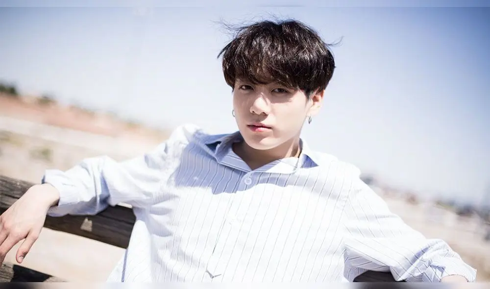 Desliza para ver más fotos de Jungkook