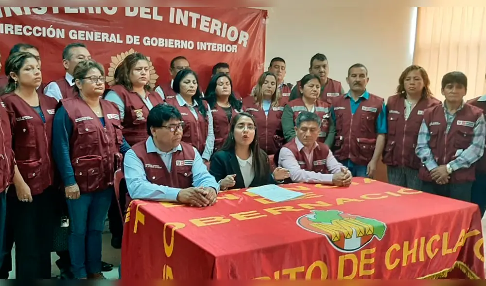 Prefecta de Lambayeque, Ana Ubillus Ticlla, se pronuncia en conferencia de prensa. Prefecta de Lambayeque, Ana Ubillus Ticlla, se pronuncia en conferencia de prensa.
