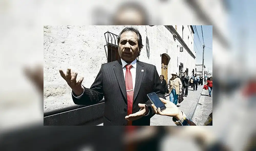 Expulsan a docentes y administrativos sentenciados por abuso sexual en Arequipa Expulsan a docentes y administrativos sentenciados por abuso sexual en Arequipa