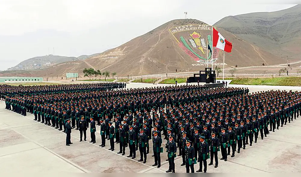 CUESTIONAN. Cierre de escuelas reduciría cantidad de agentes que brindarán seguridad en las calles de las ciudades de Piura, Cajamarca y Chimbote. CUESTIONAN. Cierre de escuelas reduciría cantidad de agentes que brindarán seguridad en las calles de las ciudades de Piura, Cajamarca y Chimbote.