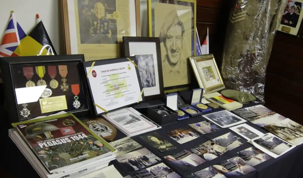 Condecoración a Jorge Sanjinez, veterano peruano de la Segunda Guerra Mundial [FOTOS]