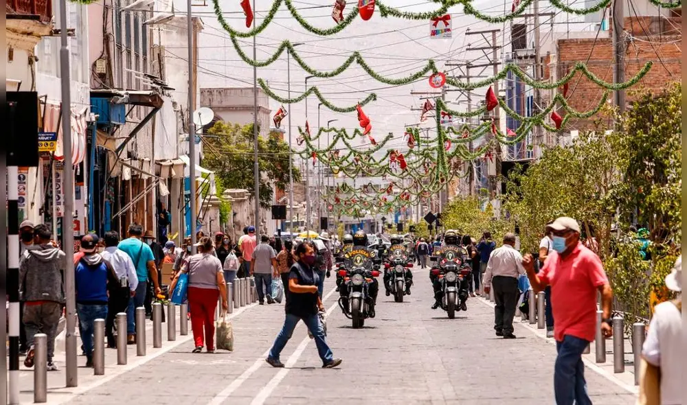 Personal de la Policía y Serenazgo patrullarán las calles. Créditos foto: Oswald Charca-La República.