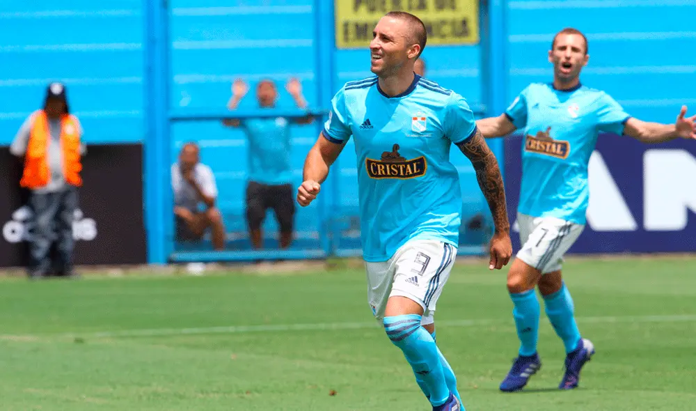 Emanuel Herrera viene recuperándose de un desgarro completo del tendón rotuliano. | Foto: GLR