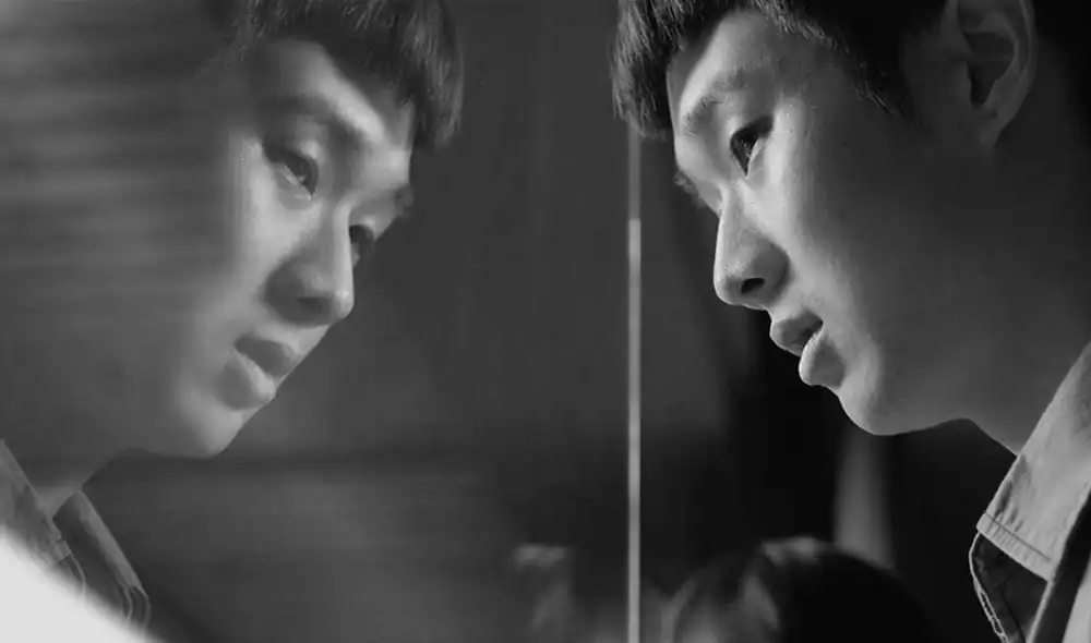 Cinta ya estrenó versión en blanco y negro.