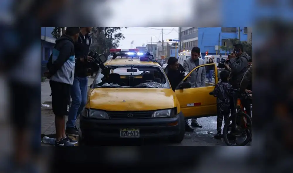 Bomberos atendieron emergencia, mientras que ambulancias SAMU y patrulleros de la Policía y Serenazgo trasladaron a los heridos a hospitales. (Foto: Flavio Matos / La República)