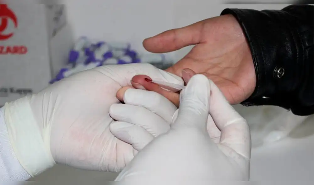 Diresa aplicó pruebas rápidas a periodistas y reporteros. Diresa aplicó pruebas rápidas a periodistas y reporteros.