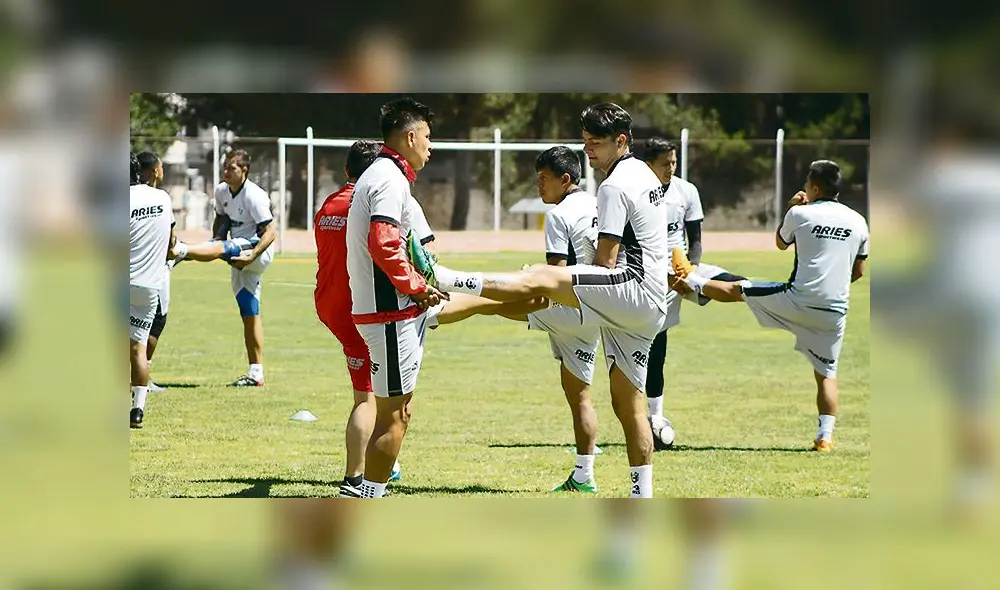 Cienciano elabora plan de trabajo en Lima