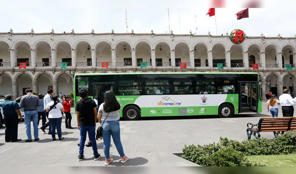 Presentaron primer bus eléctrico que brindará servicio de transporte en Arequipa.