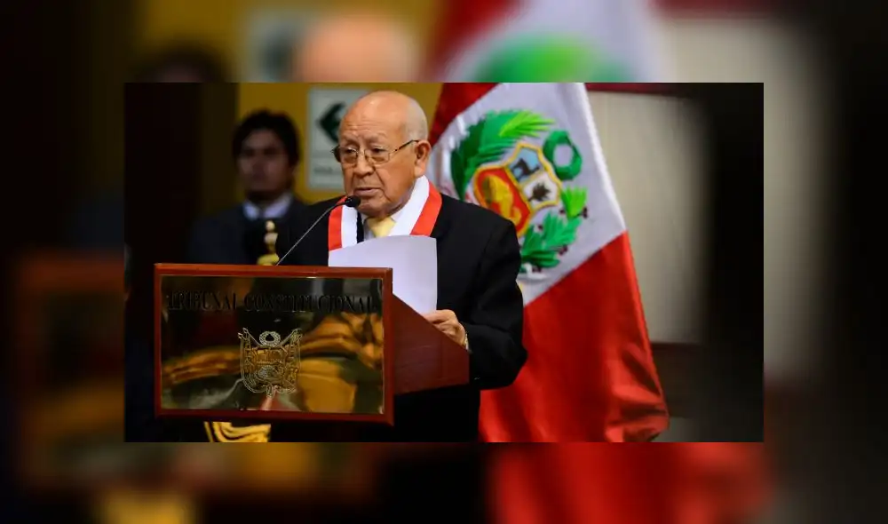 Presidente del TC: Respeto nueva ley antitránsfuga aprobada por el Congreso