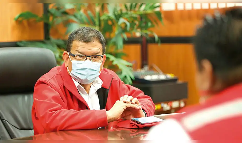 camisa de once varas. Montenegro parece haberse metido en un lío con el destrabe de Majes II por las contradicciones. camisa de once varas. Montenegro parece haberse metido en un lío con el destrabe de Majes II por las contradicciones.