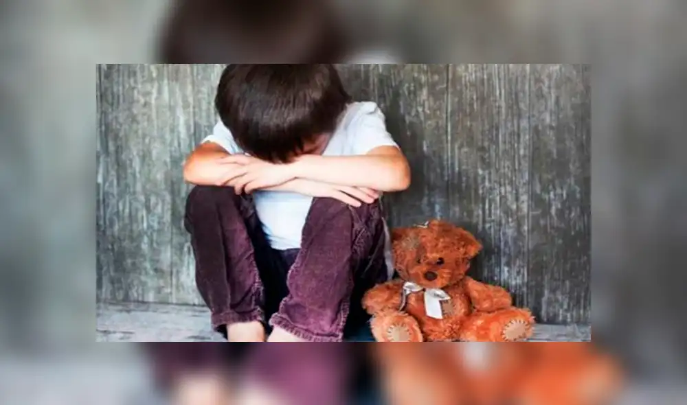 Niño de 5 años carga a bebé por casi un kilómetro en bajas temperaturas tras ser abandonados Niño de 5 años carga a bebé por casi un kilómetro en bajas temperaturas tras ser abandonados