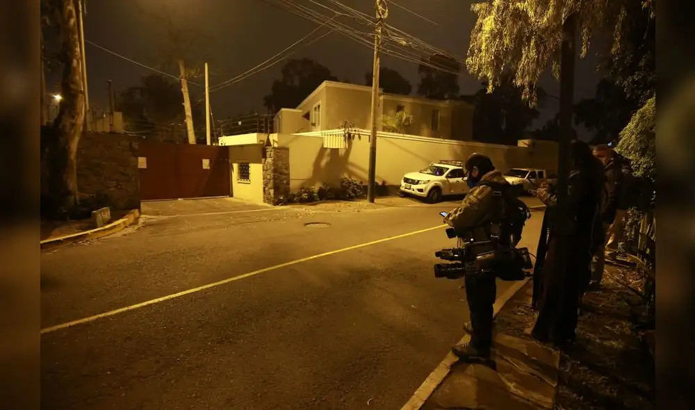 Allanamiento Luna Gálvez - Foto: John Reyes/La República. Allanamiento Luna Gálvez - Foto: John Reyes/La República.